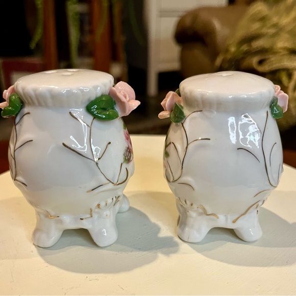 Vintage German Bone China Rose and Gold Leaf Salt and Pepper Set, Cottage Core - Picture 5 of 8